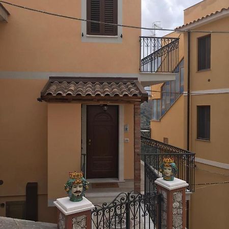 Casa Vacanza Cundari Castelmola Ngoại thất bức ảnh