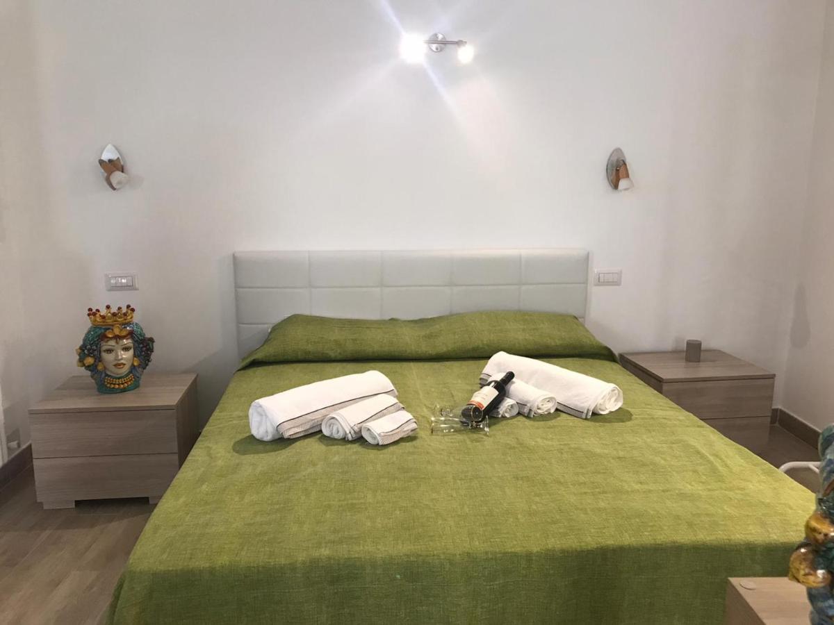 Casa Vacanza Cundari Castelmola Ngoại thất bức ảnh